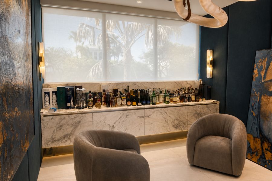 LR-014 Lounge Marble Console Feature Wall