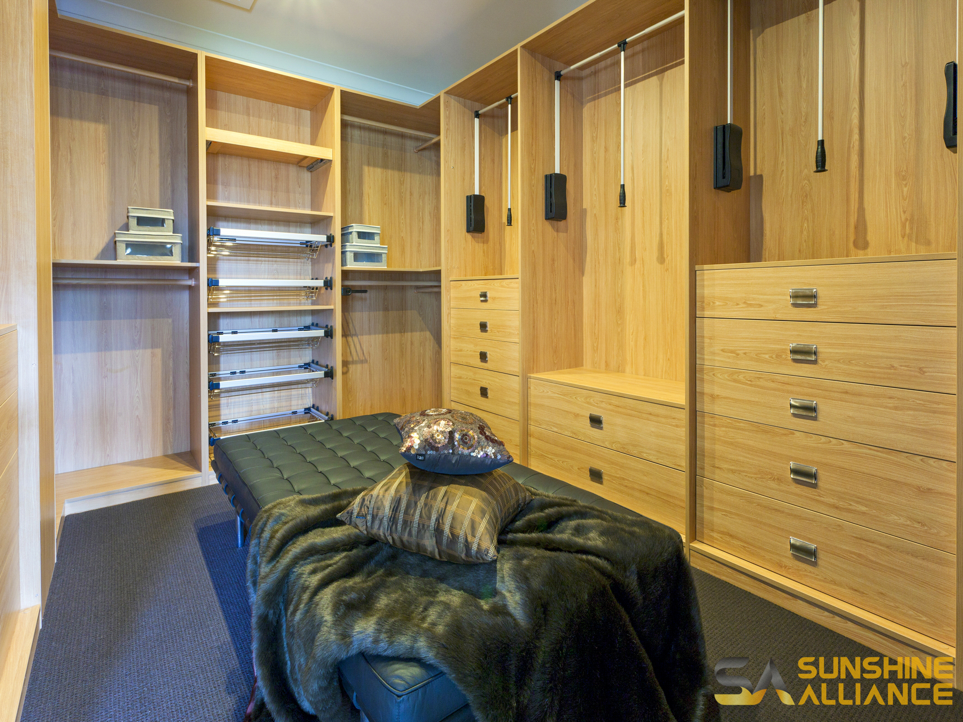 Closet Systems – Sunshine Alliance