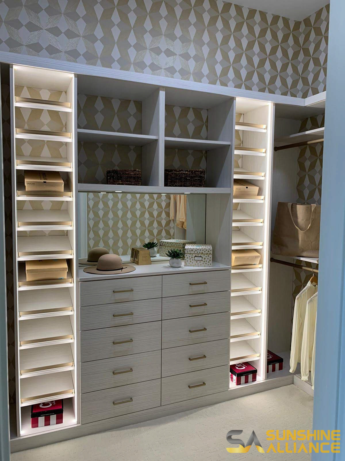 Closet Systems – Sunshine Alliance