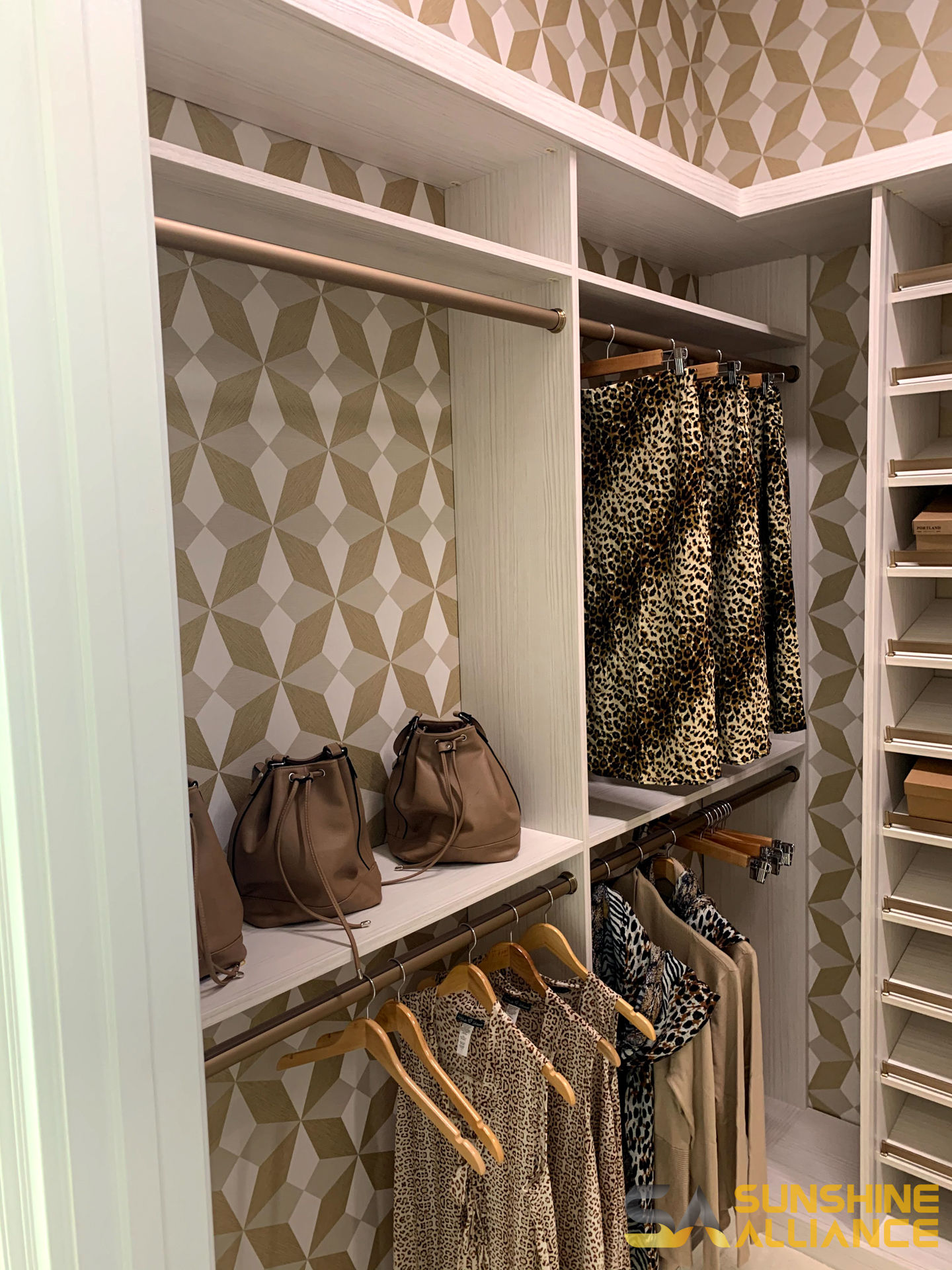 Closet Systems – Sunshine Alliance